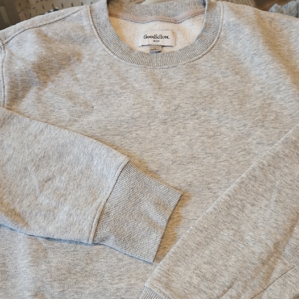 Men's Goodfellow & Co. Light Gray Soft Crewneck Sweater Size Large - Picture 3 of 10